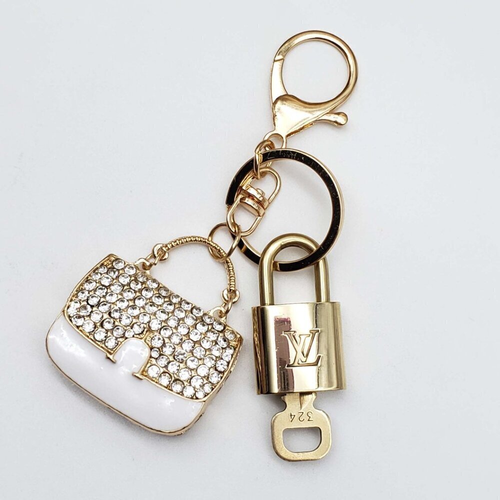 Authentic Louis Vuitton Gold Lock & Key ✨ Bag Charm Unbranded Bag Keychain - Picture 4 of 7